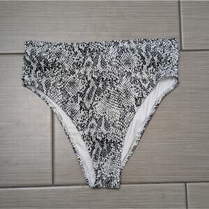 Xhilaration High Waisted bikini Bottom Snakeskin